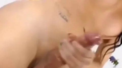 shelady amateur skank Plays With Her Monster weenie