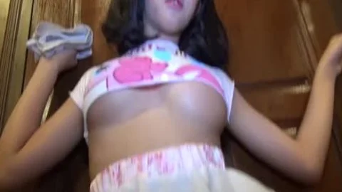 Thai Ladyboy Wanks For Stardom