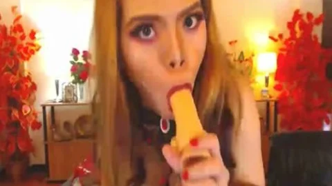 'tranny With humongous scoops fucking Her anal gap'