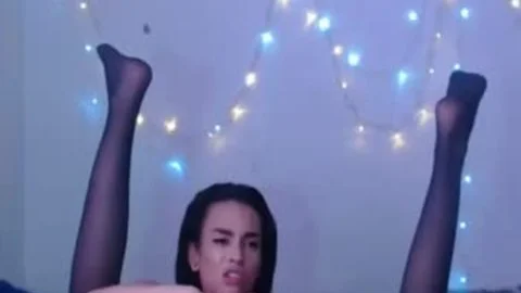 old guy bangs Thai Beauty Queen!