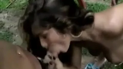2 ladyboy bang girl outside