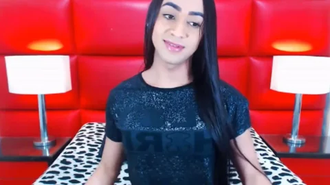 Twerking ladyboy Playing With Her large pooper And pecker