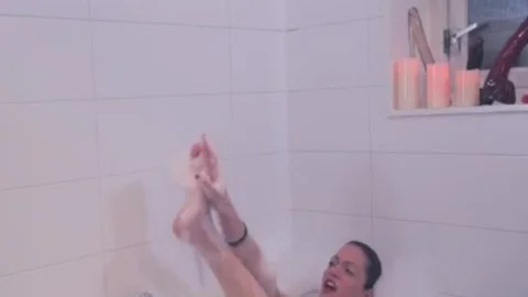 busty Bathing tranny