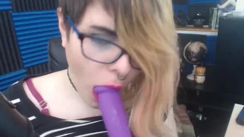 Reneestatic Whispering And Giving Sloppy suck