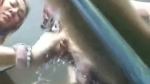 2 outdoors Ladyboys Having hardcore Sex