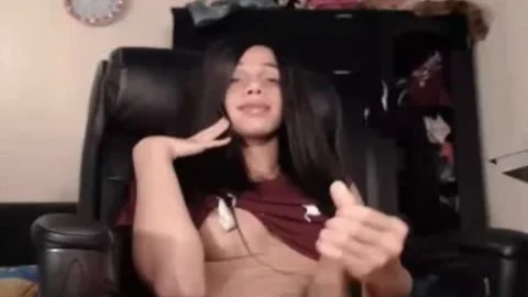 cutie tranny With A large knob