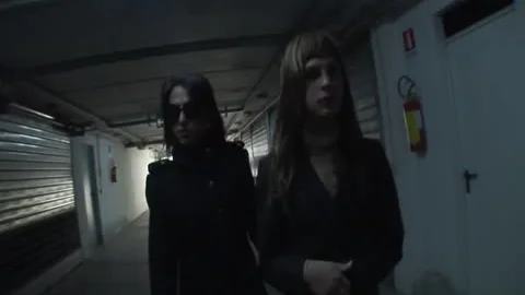 sleazy juicy shemale threesome