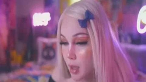blond 18YO TS anal vibrator slamming