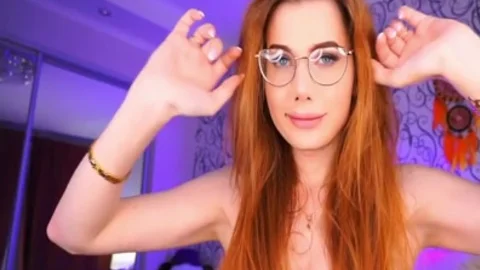 Blue Eyes shelady Beauty With sleazy Feet And worthy melons Masturbates On web camera