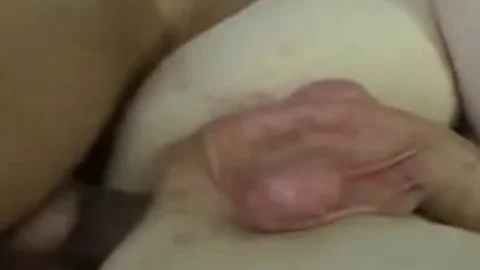 A large 10-Pounder spreads A Sissy pussy