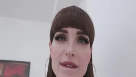 Transsexual likes nailing