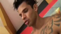 Alessandra Leite receives booty slammed