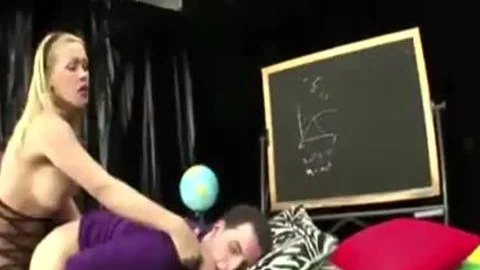 lady-man t-girl banging His wild pooper