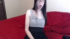 Nerdy Trap shoots cum In Own Face