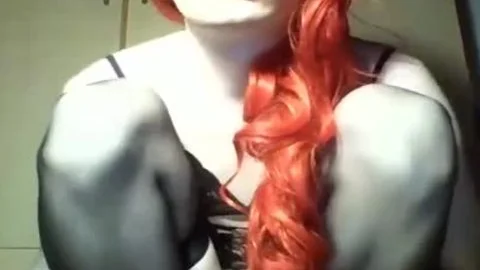 Redhead Beauty Jacking Off On webcam