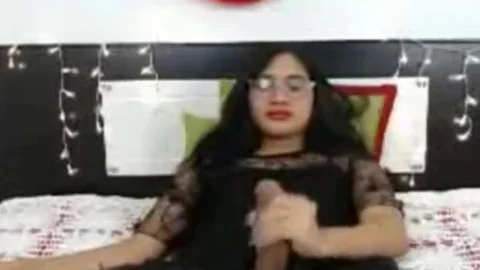 massive penis ladyman Strokes In bed