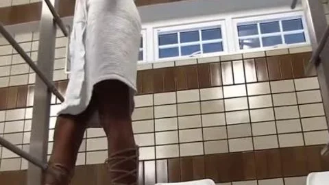 wild brunette lady-man Barebacks A guy In A tasty Tub