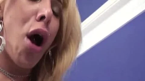 blond TS Walkiria Drumond bonks A concupiscent beauty And Cums On Her titties