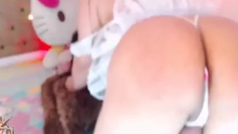 excited Latin tranny Dildoing Her perfect Round anal