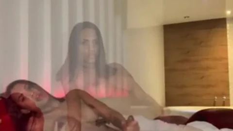 Tsjulieindia cumshot