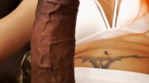 sexy Trans beauty With brunette hair shlong