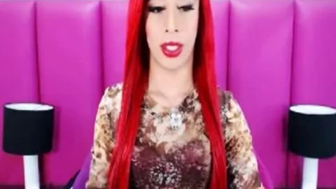 excited tranny babe Play Herself With dildos