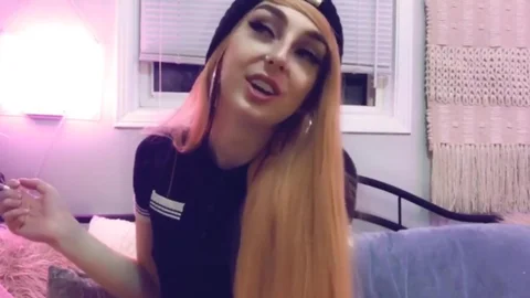 shemale TS Elle B In Solo Masturbation Tugging Her weenie