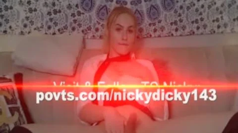Amateur in lingerie masturbating on webcam