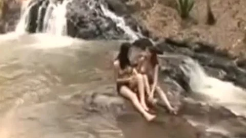 shelady pounding On The Water