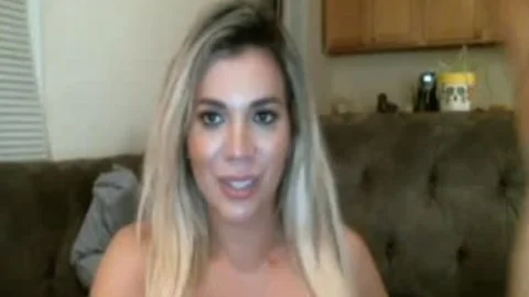 boy Sucks Trans blond's 10-Pounder