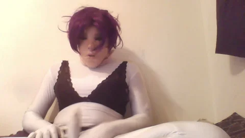 A Undressing juicy Dolly