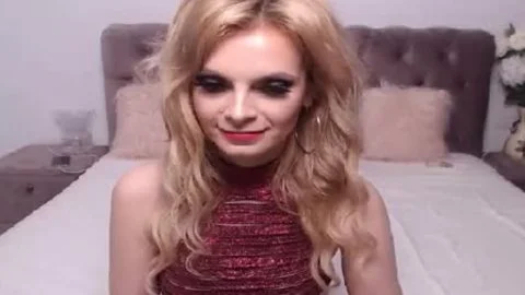 nice-looking Ladyboy