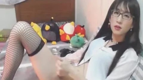 Skinny shemale Playing Her yummy asian dong