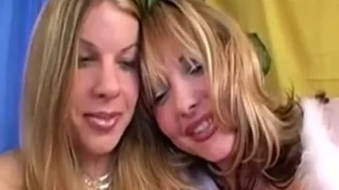 two Sensual trannies