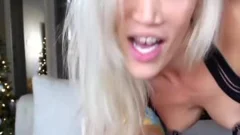 blonde Pornstar babe tranny Plays Online