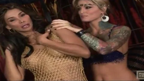 Janine Lindemulder  And Vanity Scena