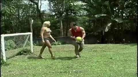 A giant blonde Sthellos dudemale