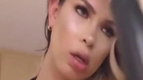 big 10-Pounder ladyboy Jhenna Greey On webcam Part 8 033059