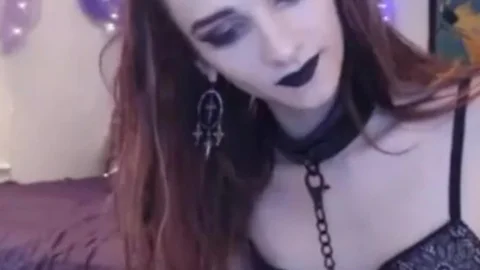 Redhead Transbabe In Collar Looking For Partner