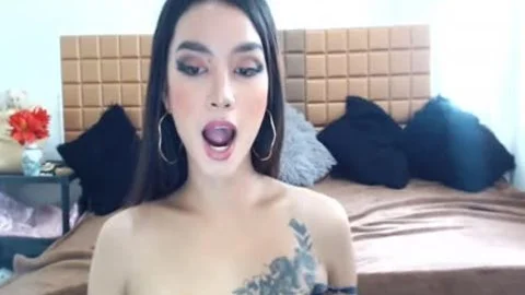 non-professional oriental beautiful sheboy Masturbate