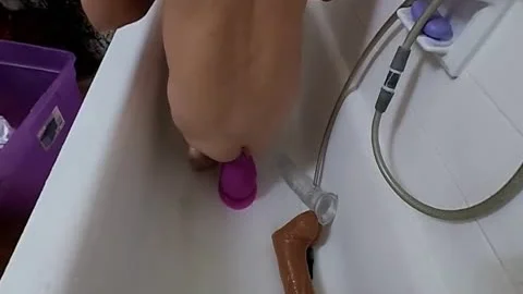 Lizzy Yum - extraordinary vibrator #xmas