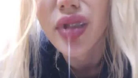 ladyboy Masturbating Her booty With A dildo