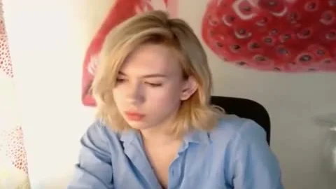 Dittakis Aka Scarlettford handjob 10-Pounder Cumming