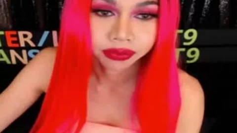 Monstercock Ladyboy In Pink lingerie Cumming And Self sucking On web camera