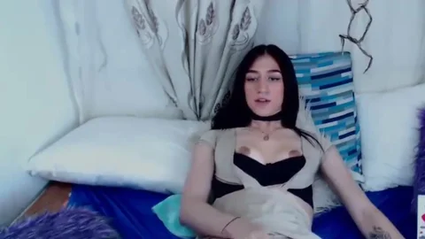 latin chick Sheshaft Wanks Off Her dick Solo
