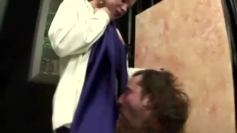 Clbootyy TS Diva mouthslaming guy