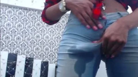 black large knob tranny Teasing Online