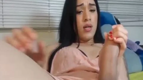 dirty latin chick lady-man Solo