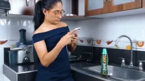 Hung lalin girl shemale Monstercock Cumming cam