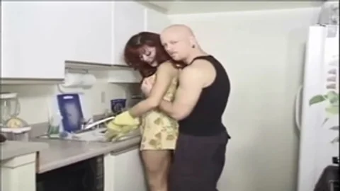 Redbj t-girl fucks hellos throat